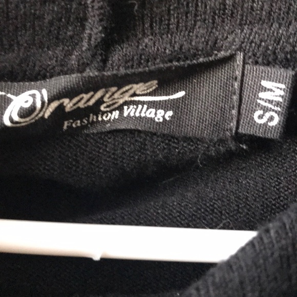 Sweater - Picture 3 of 3